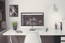 Load image into Gallery viewer, Free iMac 5k Retina 27-Inch Home Office Mockup